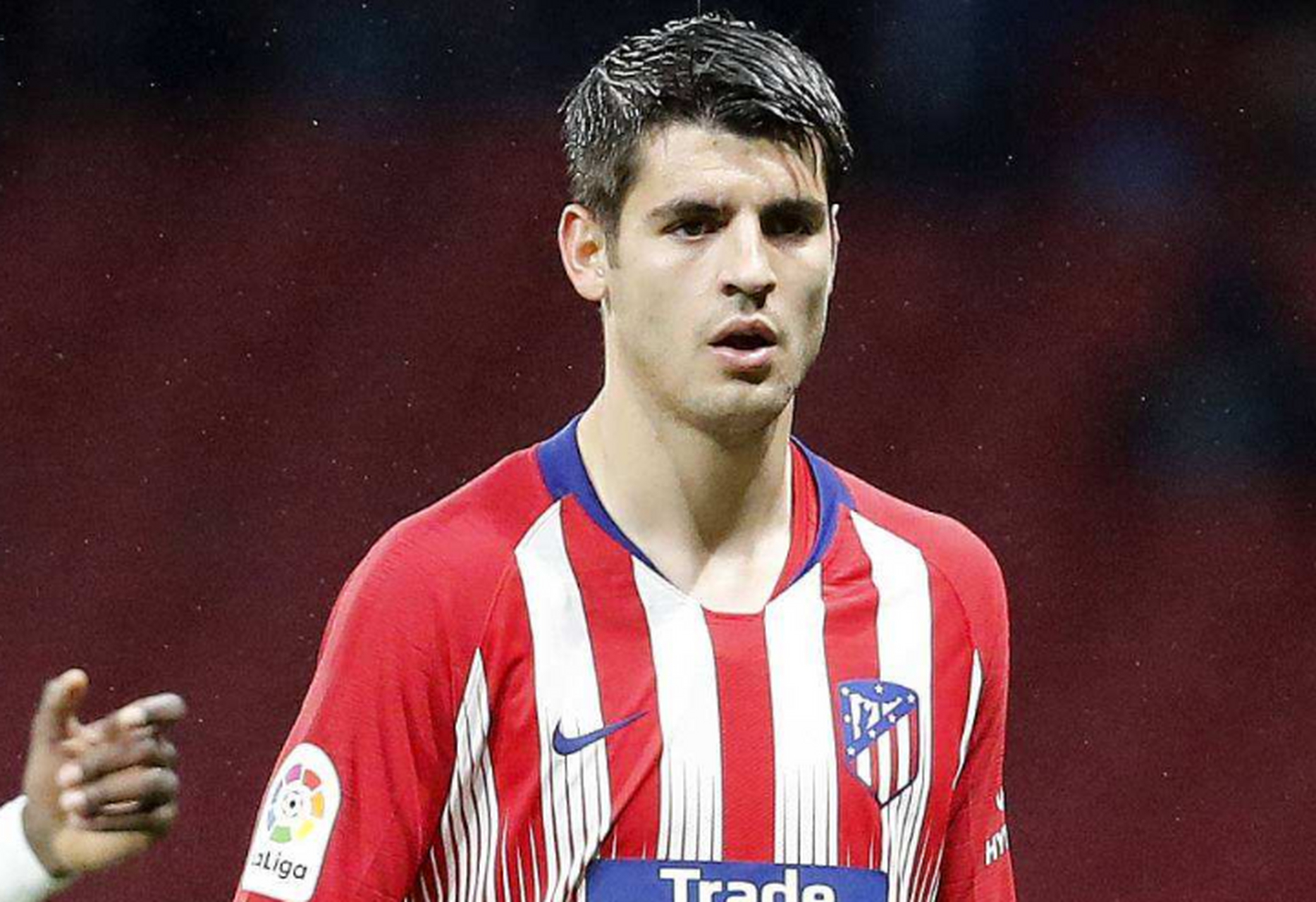 爱游戏体育-卡瓦尼入球帮助球队继续保持领先优势