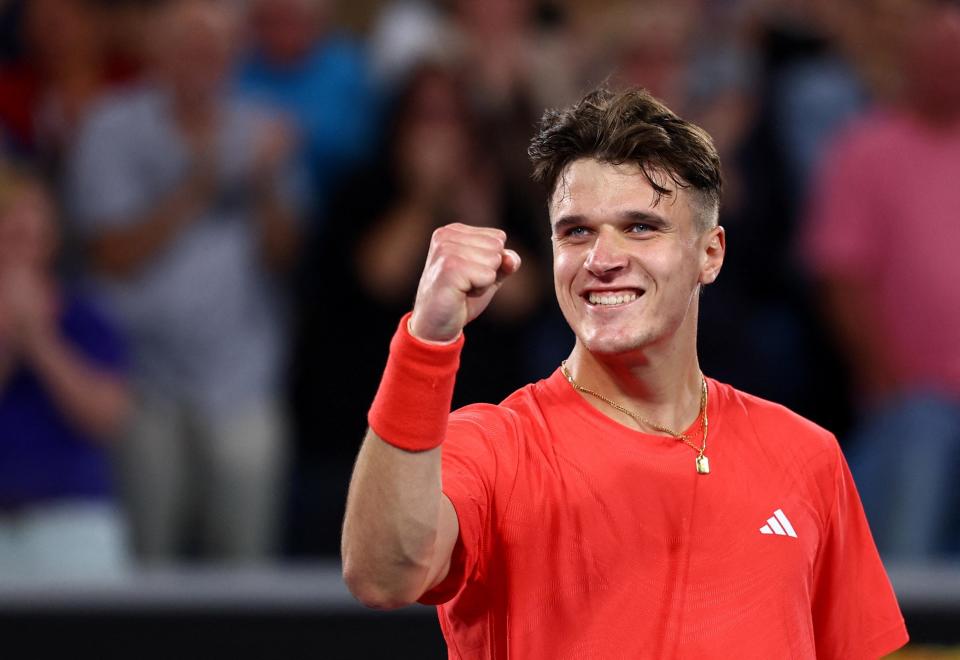 澳网险胜戴维斯杯，鲁德扛起全队