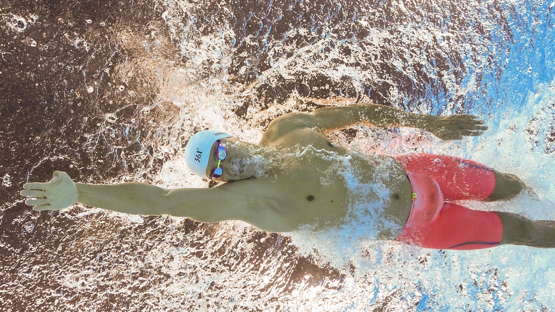 突尼斯争冠战，卡马文加关键一击，力克喀麦隆登顶